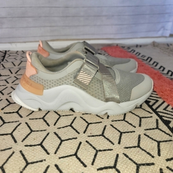Sorel Kinetic Renegade Strap Sneaker Light Gray, Size 8.5 - Picture 8 of 14